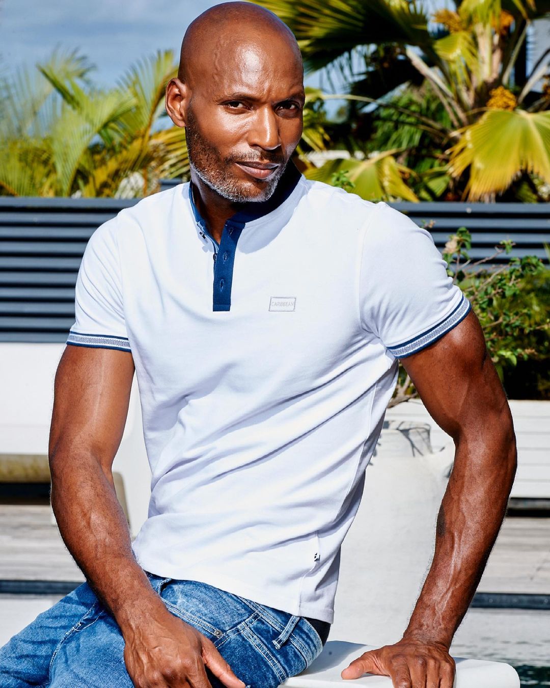 2BA78BBC-7031-42CD-89E4-3077D56FF8B1